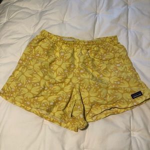 VGUC Patagonia 5” Baggies